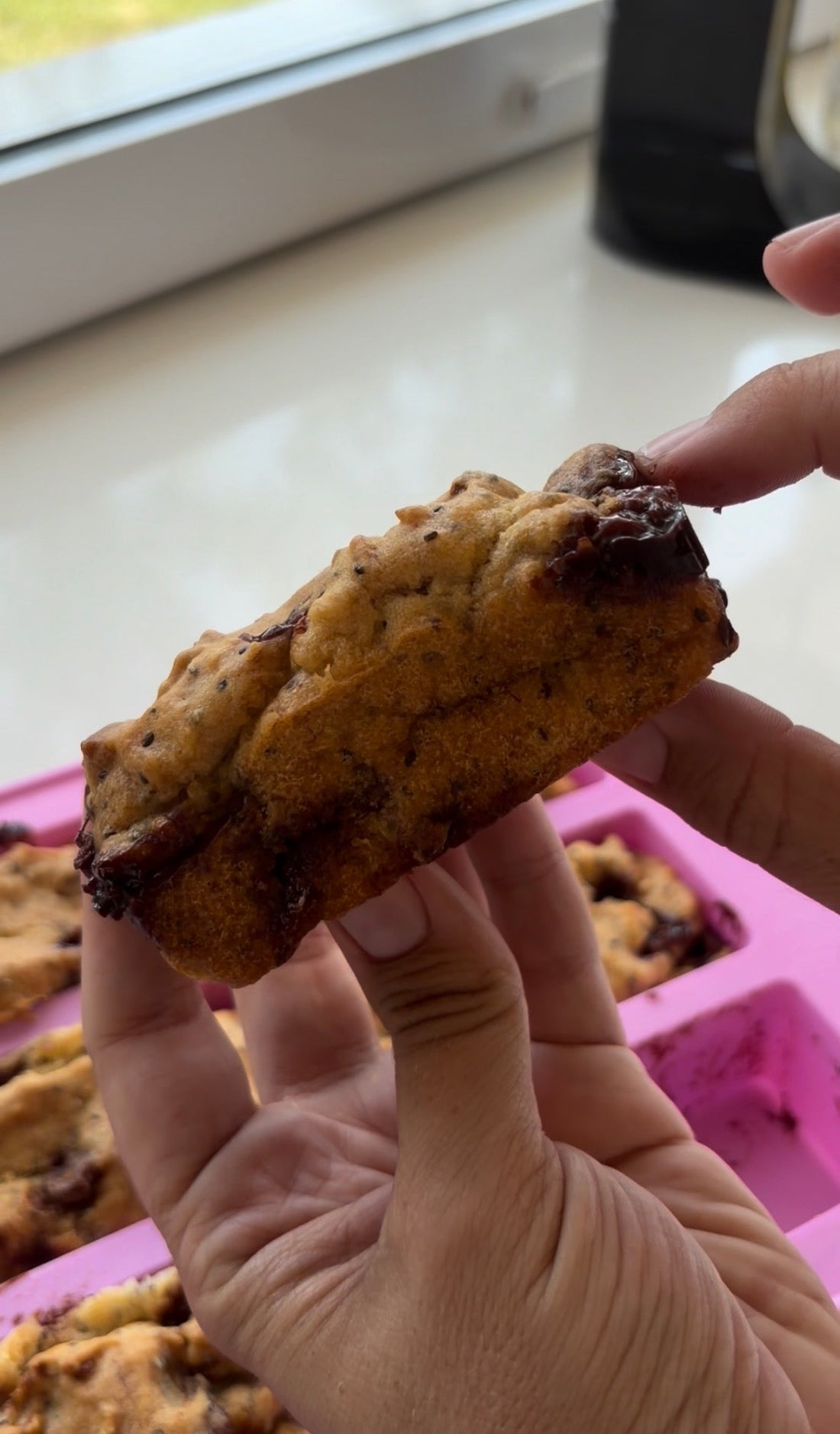 BANANA CHOC CHIP MINI LOAVES